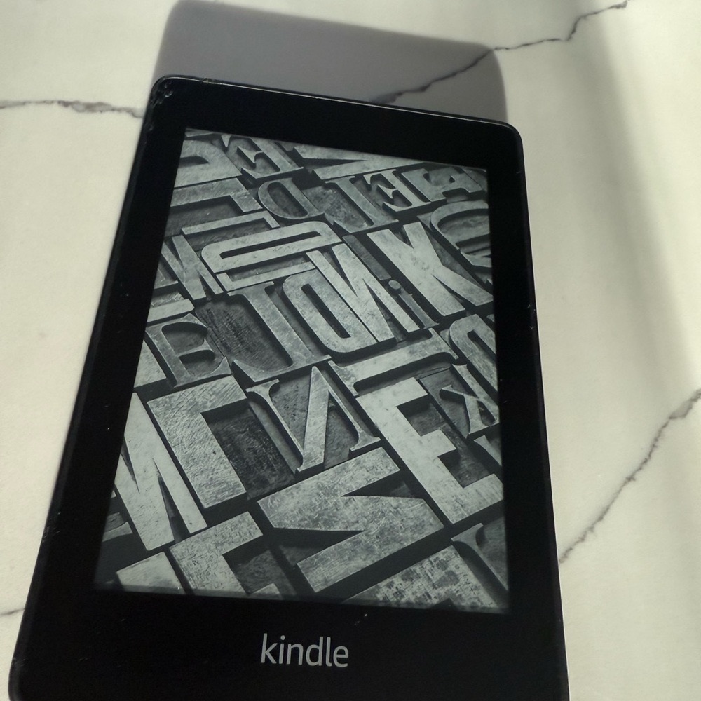 Black Kindle